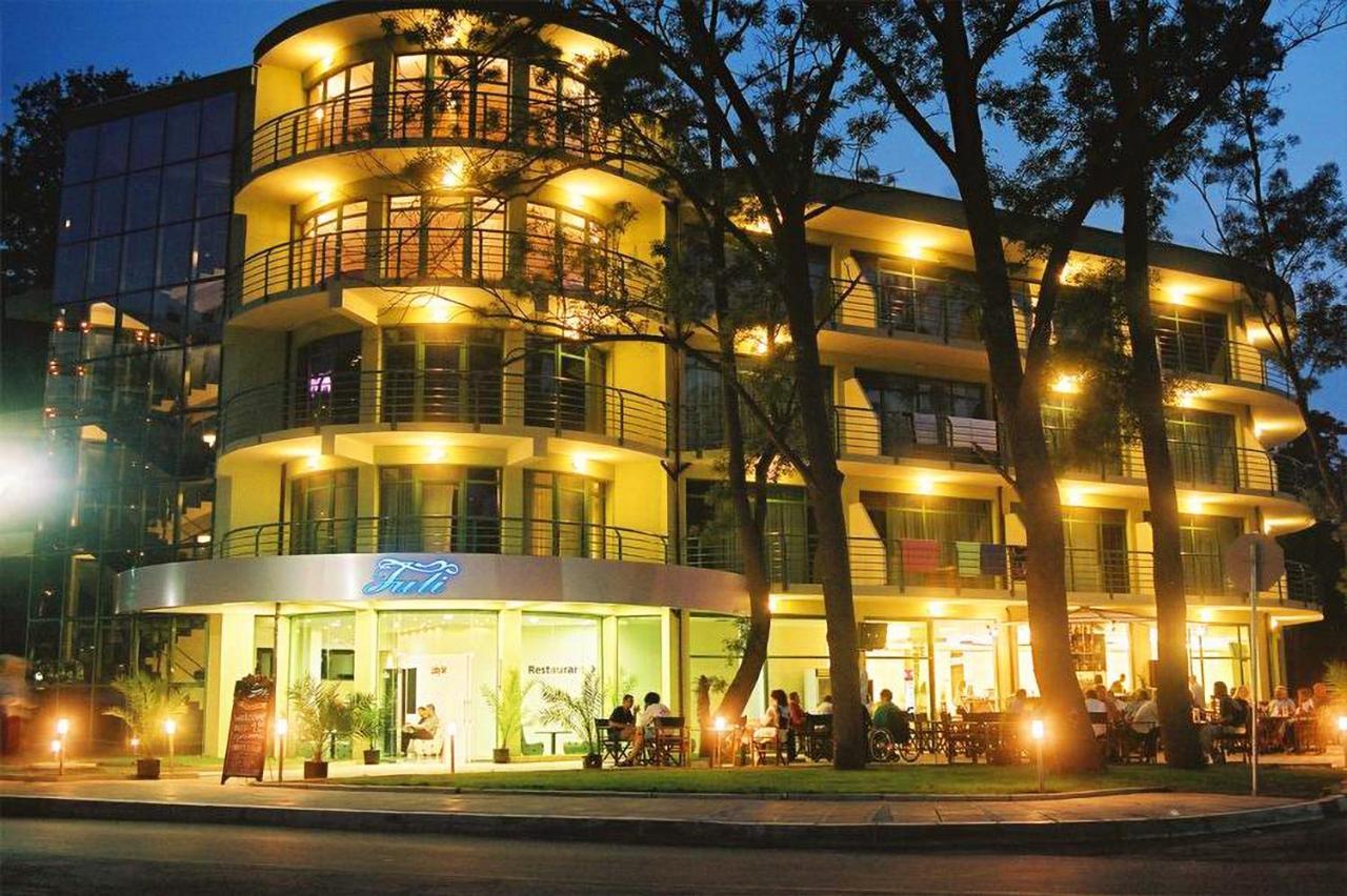 Hotel Juli サニービーチ エクステリア 写真